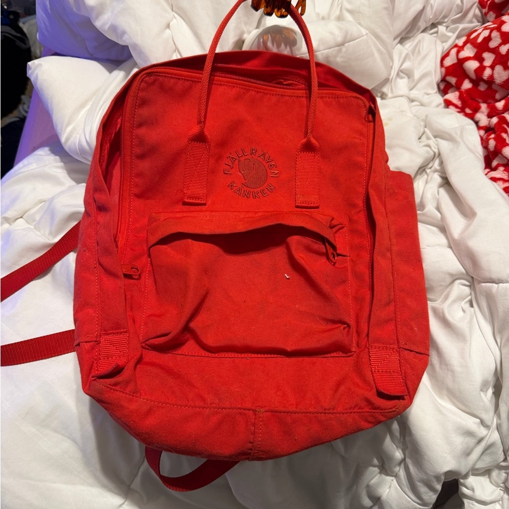 Fjallraven Kånken Bright Red Backpack